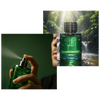 Man applying Esse Sport Green perfume reflecting confidence and freshness